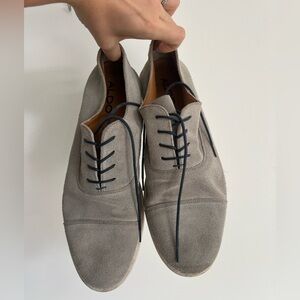 Aldo Gray Oxfords Sleek Suede Design